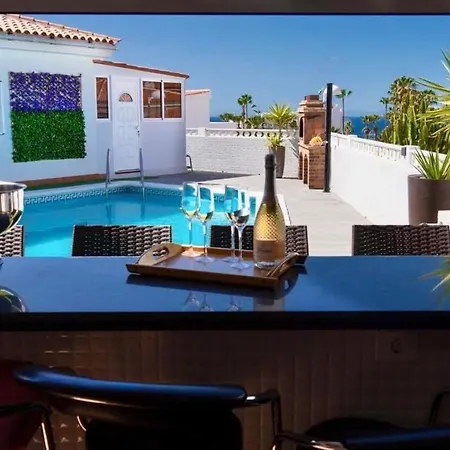 Lovely 4-bed With Ocean Views In Sueno Azul Willa Callao Salvaje