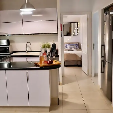 Lovely 4-bed With Ocean Views In Sueno Azul Willa Callao Salvaje