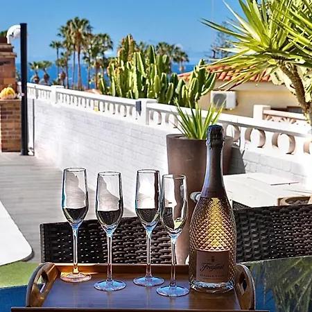 Villa Lovely 4-bed With Ocean Views In Sueno Azul