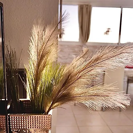 Lovely 4-bed With Ocean Views In Sueno Azul *