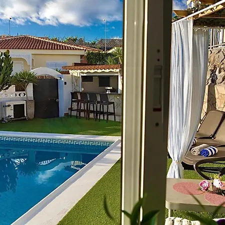 Villa Lovely 4-bed With Ocean Views In Sueno Azul Callao Salvaje
